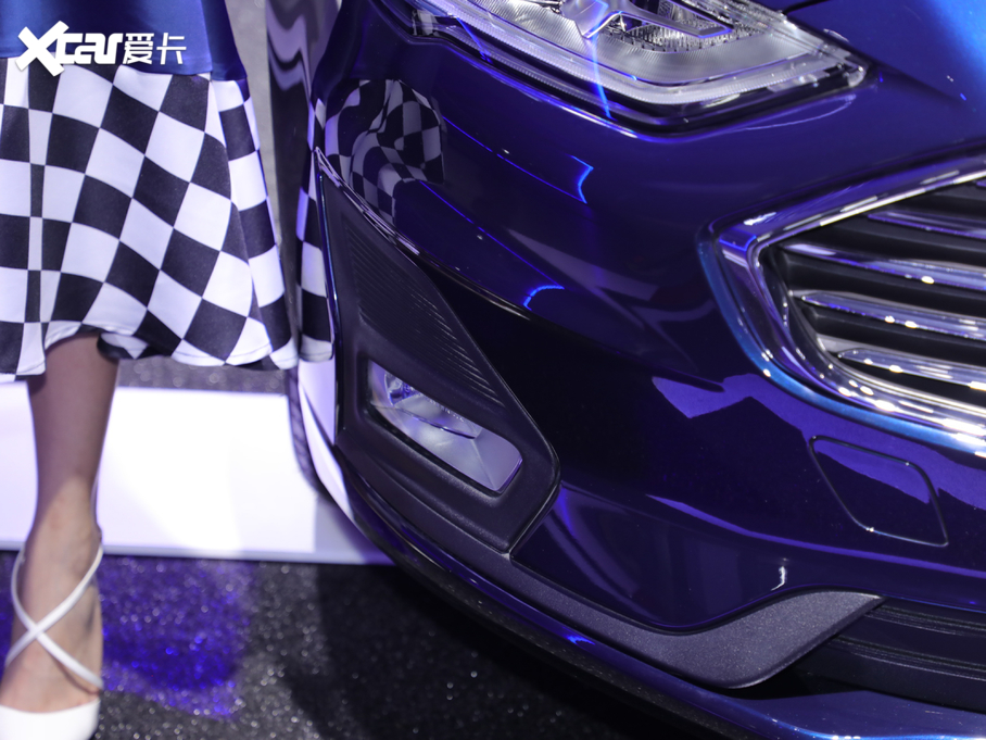 2020ɵϚW EcoBoost 180 r