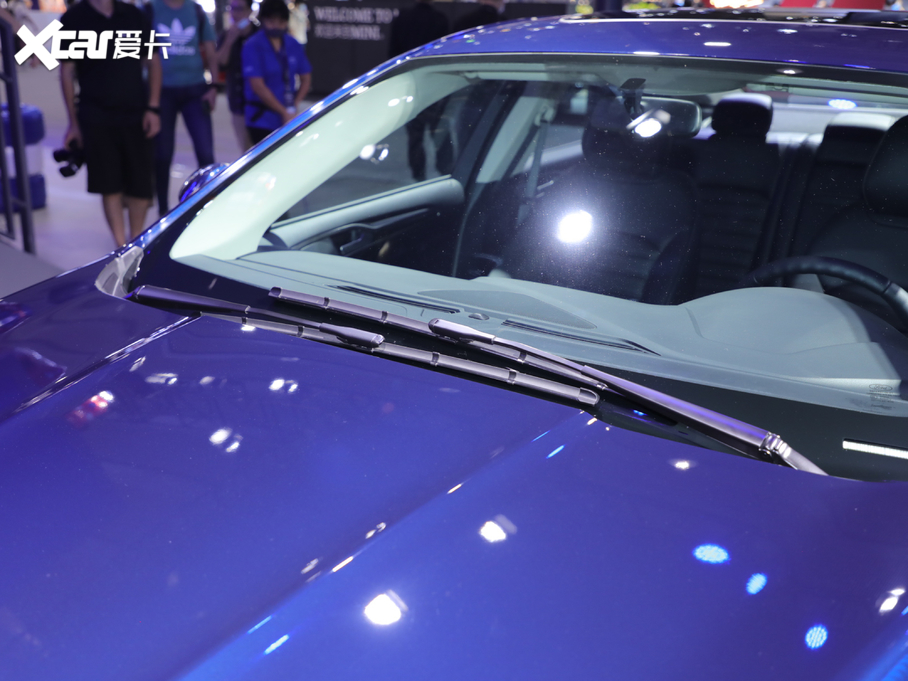 2020ɵϚW EcoBoost 180 r