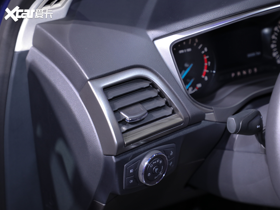 2020ɵϚW EcoBoost 180 r