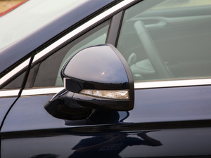 2020EcoBoost 180 A (x)(ji)^