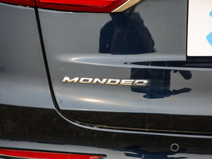 2020EcoBoost 180 A (x)(ji)^