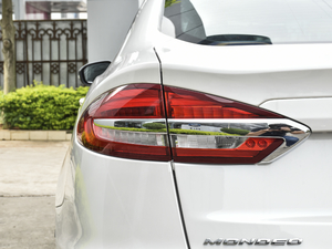 2020EcoBoost 180 r ^