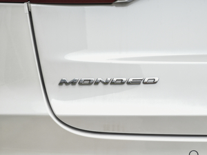 2020EcoBoost 180 r(sh) (x)(ji)^