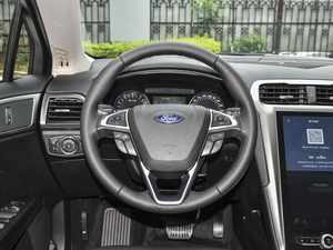 2020款EcoBoost 180 时尚型 方向盘