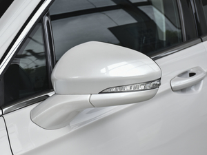 2020EcoBoost 200 r ^