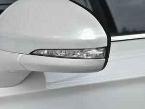 2020EcoBoost 200 r ^