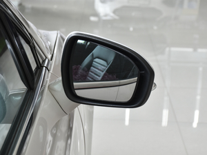 2020EcoBoost 200 r ^