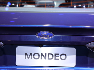 2020EcoBoost 180 r ^