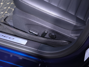 2020EcoBoost 180 r {{