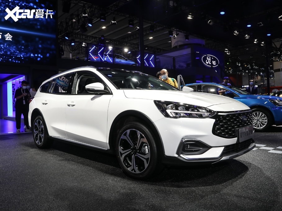 2021˹Cb EcoBoost 180 Ԅ(dng)C