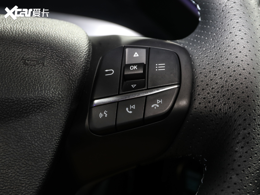 2021˹Cb EcoBoost 180 ԄӫC