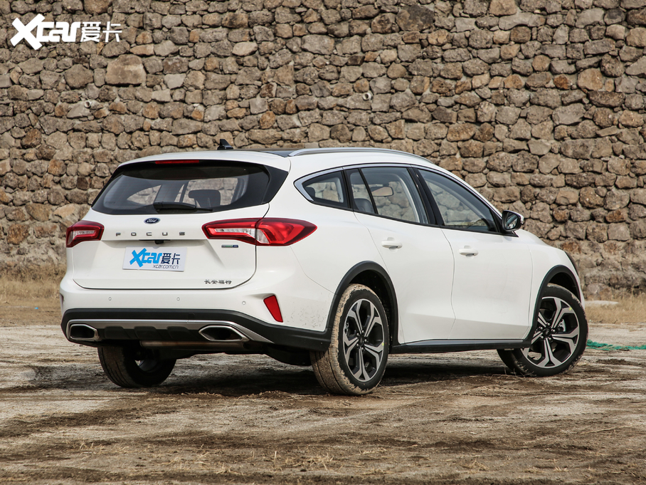 2021˹Cb EcoBoost 180 Ԅ(dng)C