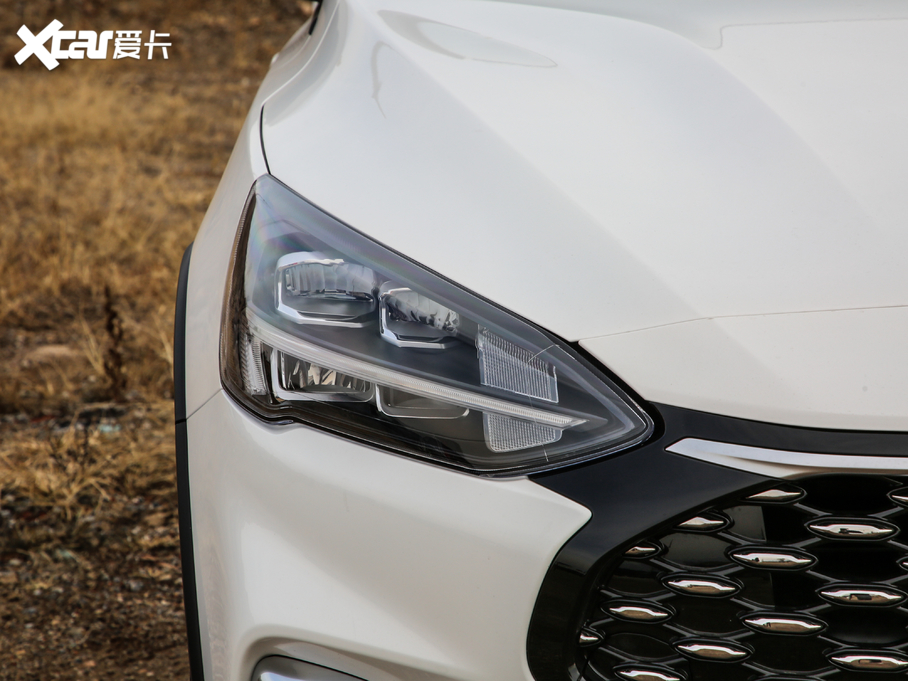 2021˹Cb EcoBoost 180 ԄӫC