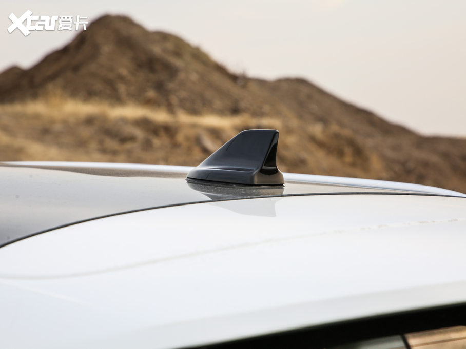 2021˹Cb EcoBoost 180 ԄӫC