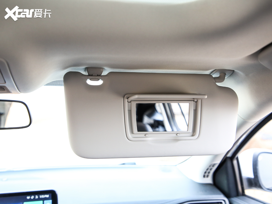 2021˹Cb EcoBoost 180 ԄӫC