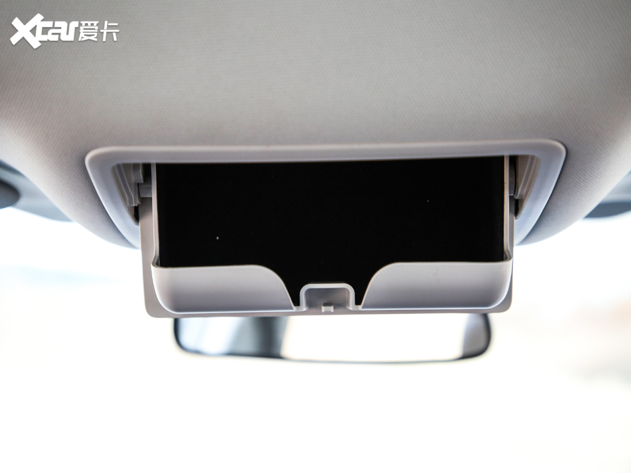 2021˹Cb EcoBoost 180 ԄӫC