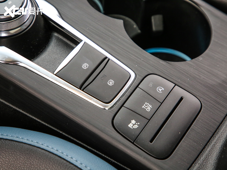 2021˹Cb EcoBoost 180 Ԅ(dng)C