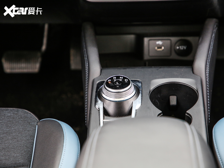 2021˹Cb EcoBoost 180 ԄӫC