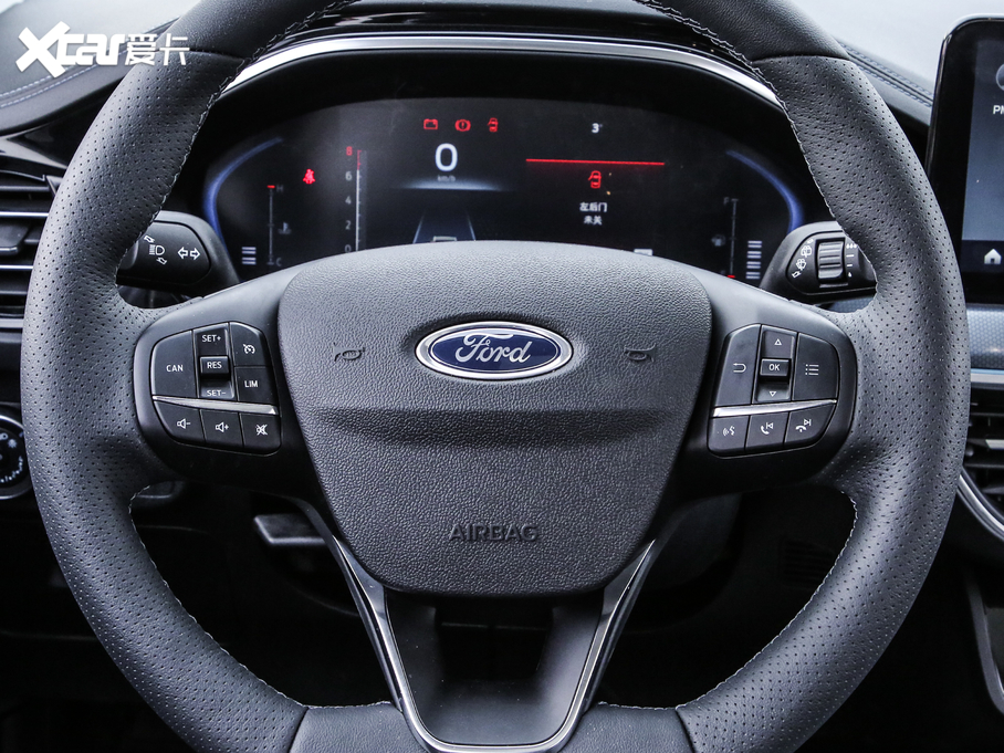 2021˹Cb EcoBoost 180 ԄӫC