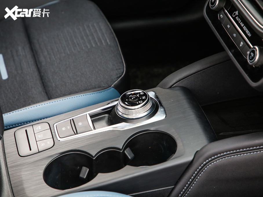 2021˹Cb EcoBoost 180 ԄӫC