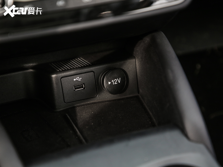 2021˹Cb EcoBoost 180 Ԅ(dng)C