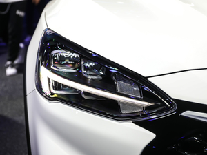 2021EcoBoost 180 ԄӫC ^