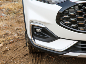 2021EcoBoost 180 ԄӫC ^