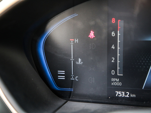 2021EcoBoost 180 ԄӫC п؅^