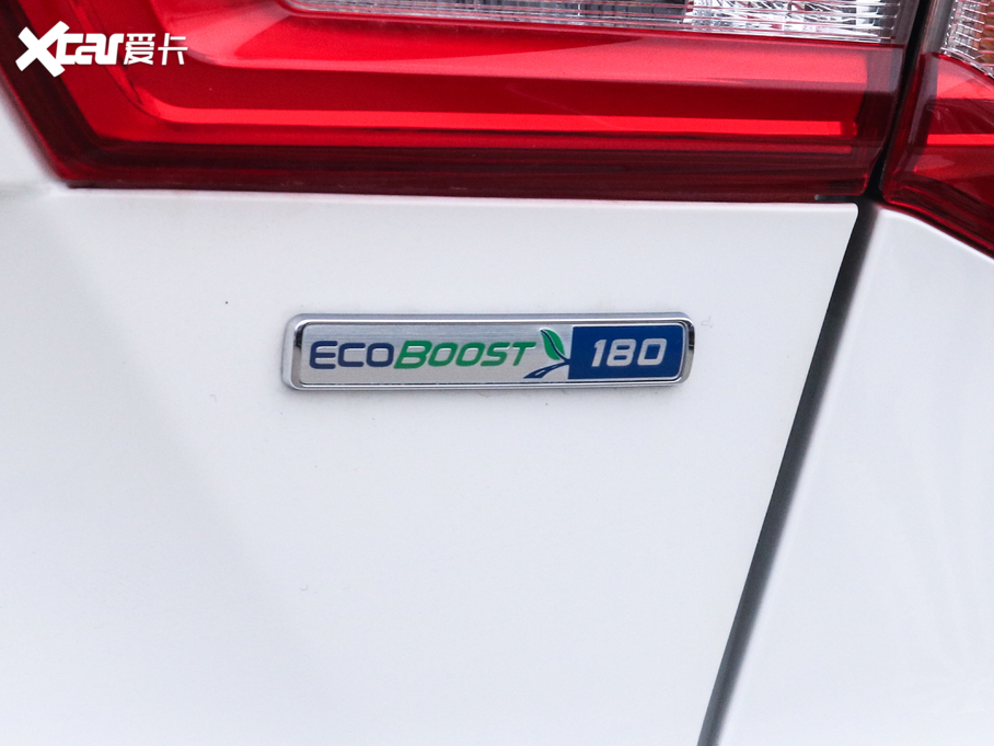 2021���˹ �Ɏ� EcoBoost 180 �Ԅ��h����