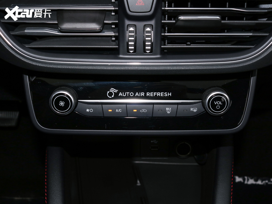 2021˹ Ɏ EcoBoost 180 ԄST Line