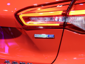 2021Ɏ EcoBoost 180 ԄST Line ^