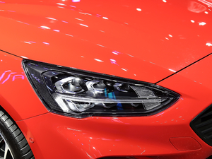 2021Ɏ EcoBoost 180 ԄST Line ^