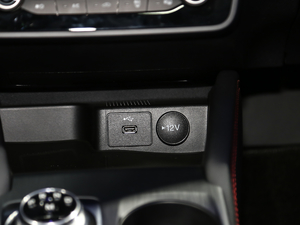 2021Ɏ EcoBoost 180 ԄST Line g