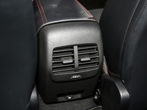 2021Ɏ EcoBoost 180 ԄST Line g