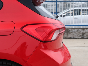 2021Ɏ EcoBoost 180 ԄST Line ^