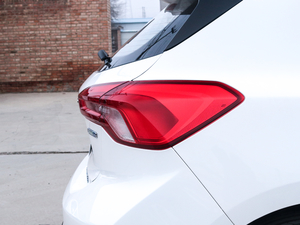 2021Ɏ EcoBoost 180 Ԅh (x)(ji)^