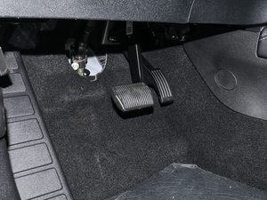 2021Ɏ EcoBoost 180 Ԅ(dng)h п؅^(q)