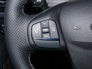 2021Ɏ EcoBoost 180 Ԅ(dng)h п؅^(q)