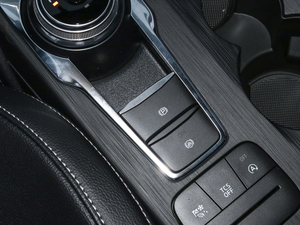 2021Ɏ EcoBoost 180 Ԅ(dng)h п؅^(q)