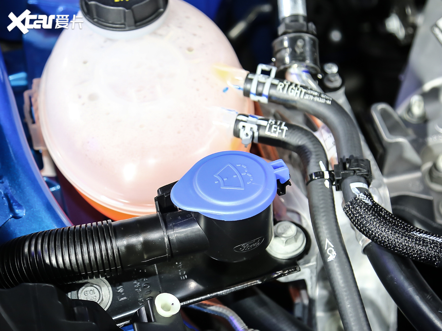 2021˹  EcoBoost 180 ԄST Line