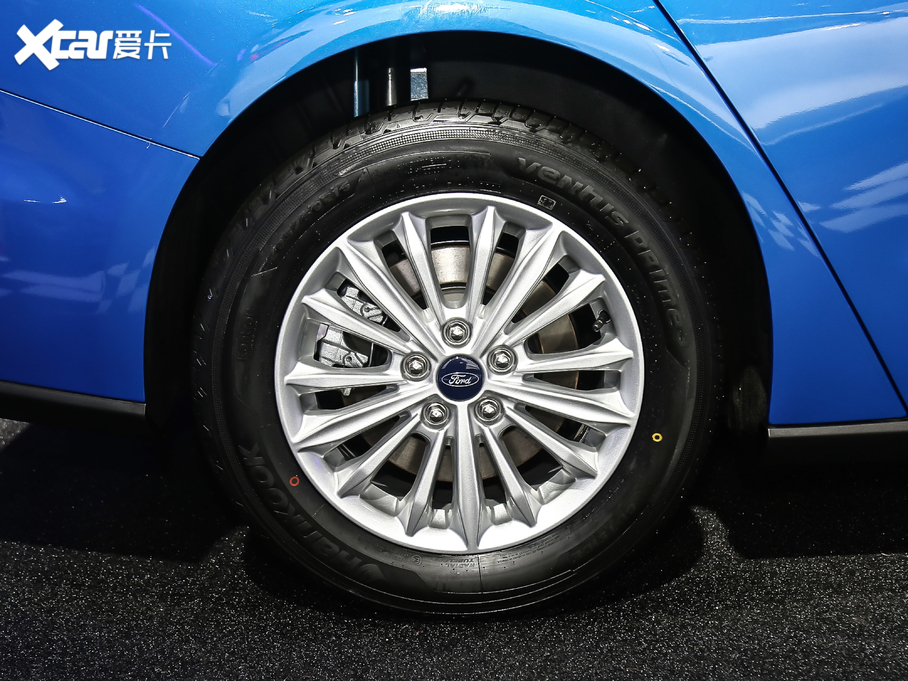 2021˹  EcoBoost 180 Ԅh