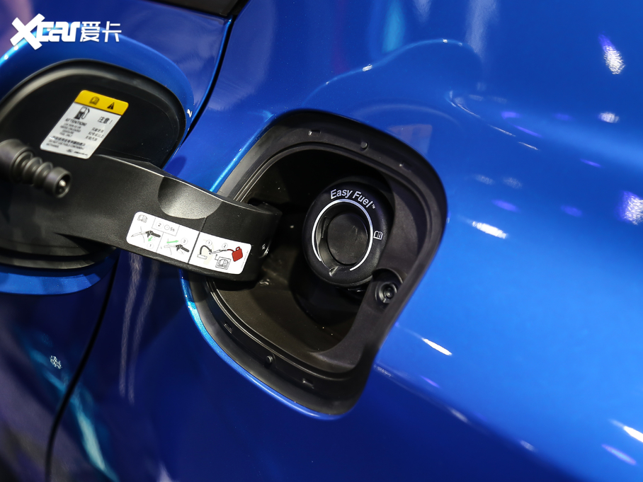 2021˹  EcoBoost 180 Ԅh