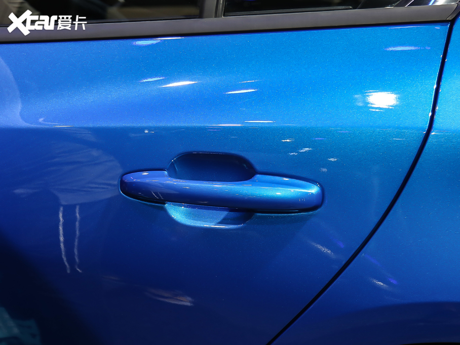 2021˹  EcoBoost 180 Ԅh