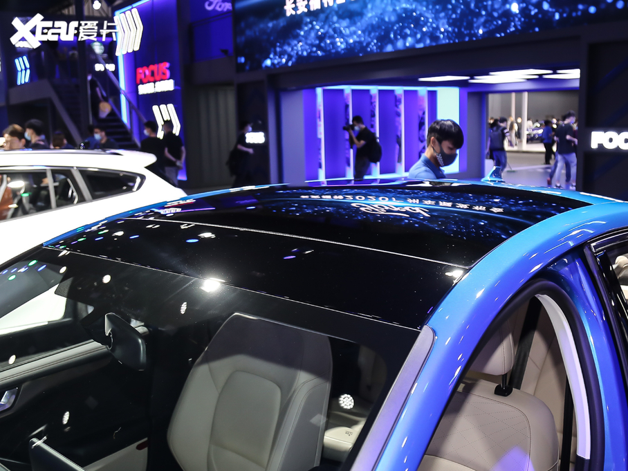 2021˹  EcoBoost 180 Ԅh