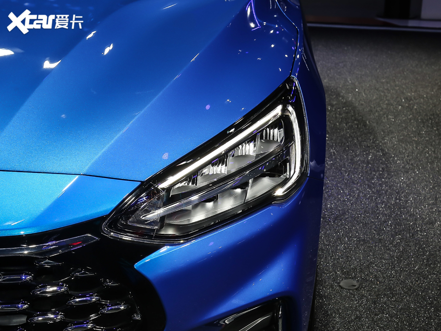 2021˹  EcoBoost 180 Ԅh