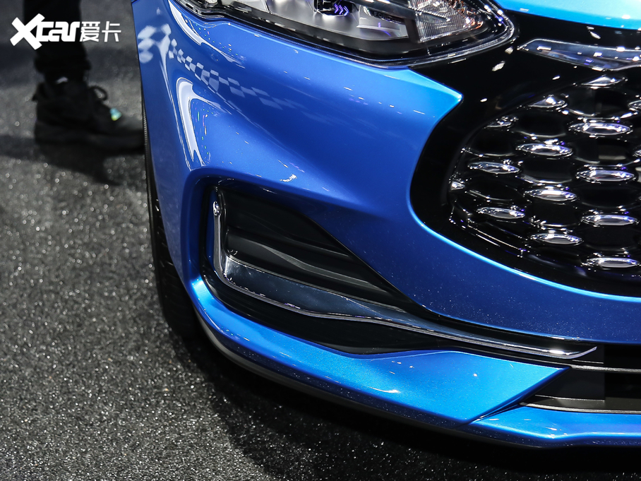 2021˹  EcoBoost 180 Ԅh