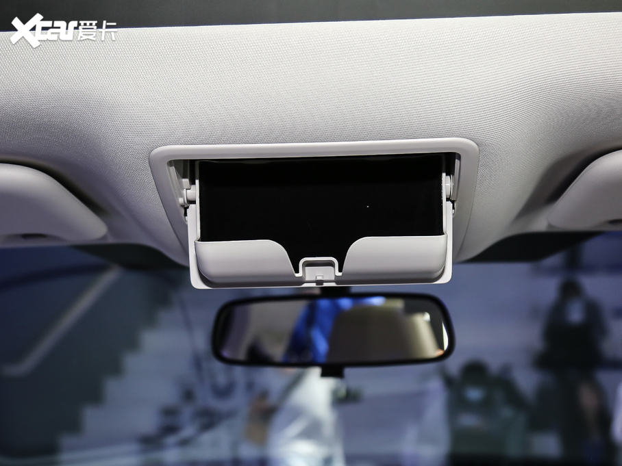 2021˹  EcoBoost 180 Ԅh