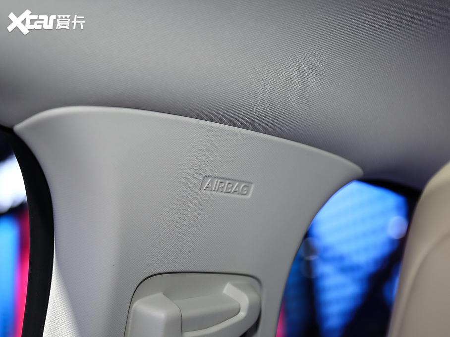 2021˹  EcoBoost 180 Ԅh