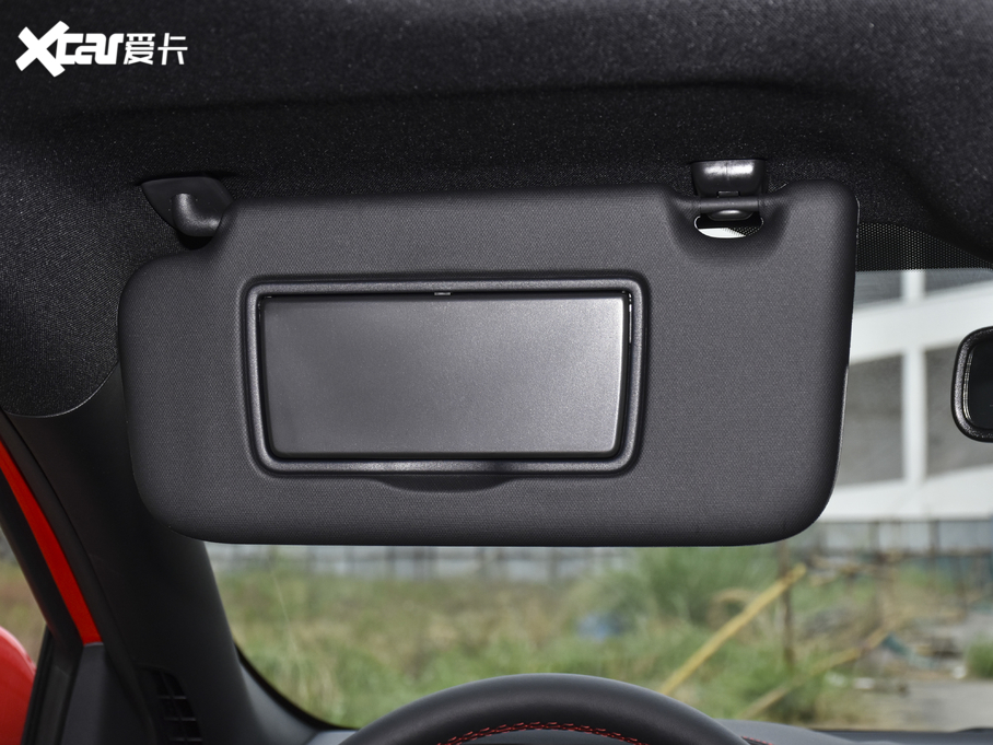 2021˹  EcoBoost 180 ԄST Line