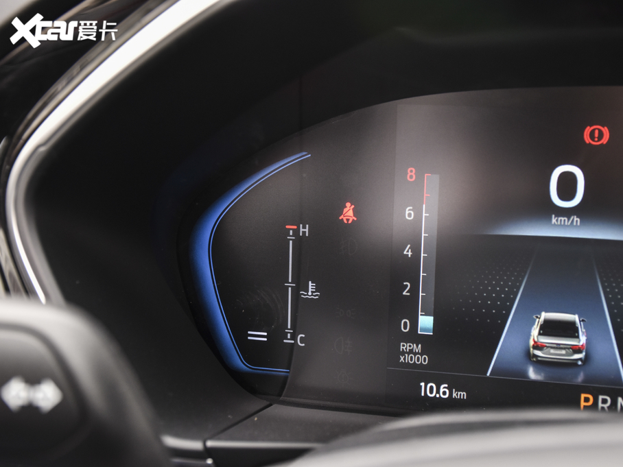 2021˹  EcoBoost 180 ԄST Line